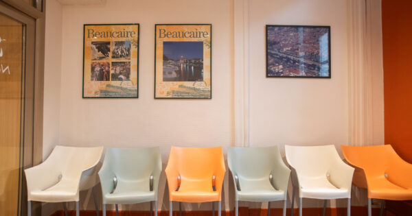 Photo de la salle d'attente de l'office Notarial Fériaud & Associés à Beaucaire