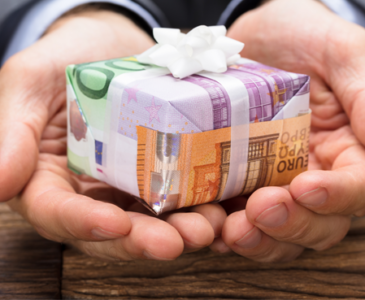 Donations à certains professionnels de santé : interdiction confirmée